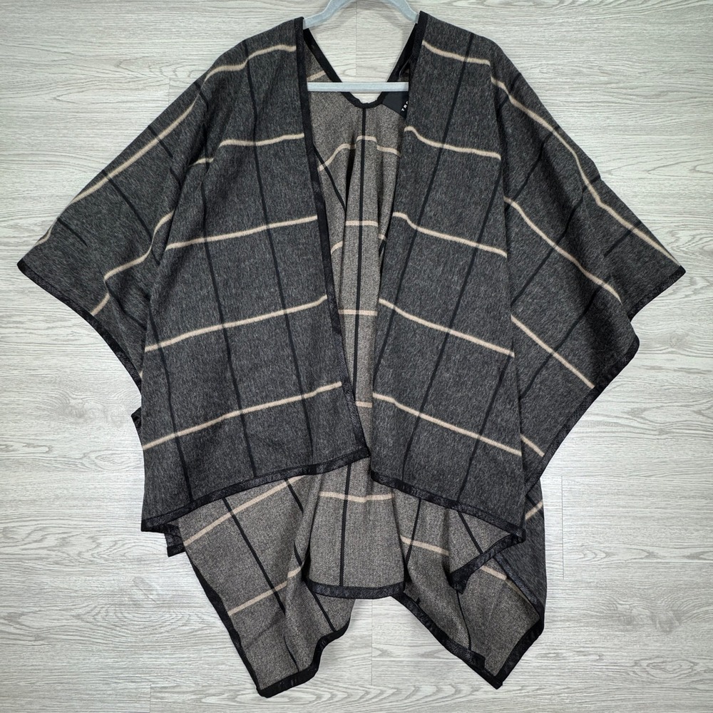 Trouve Womens Poncho Wrap Gray Plaid Wool Blend Open Front‎ Shawl One Size